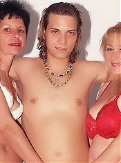 Dirty mature gals Eve and Eva share a fuck buddy and experience intense fucking in this threesome live